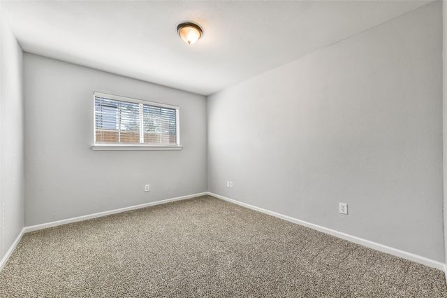 611 Baywood Street, Shoreacres, TX 77571