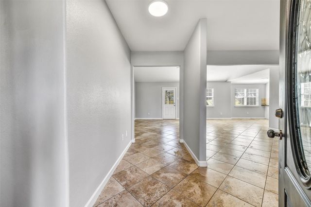 611 Baywood Street, Shoreacres, TX 77571