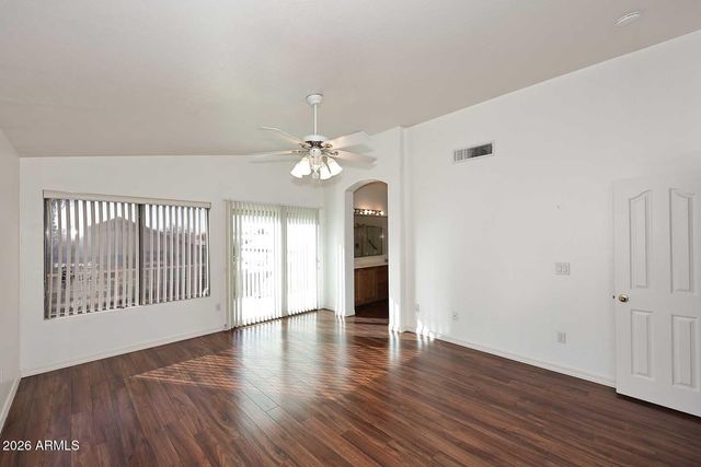 731 W MELODY Avenue, Gilbert, AZ 85233