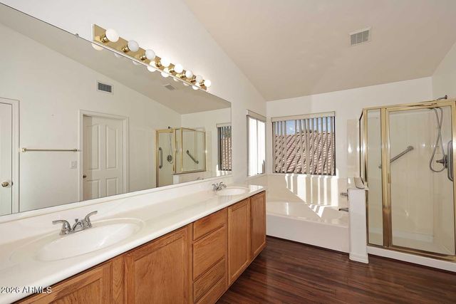 731 W MELODY Avenue, Gilbert, AZ 85233