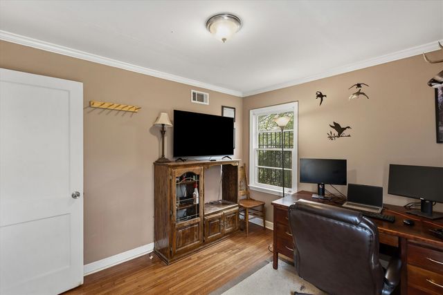 1181 S PERKINS RD, Memphis, TN 38117