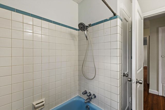 1181 S PERKINS RD, Memphis, TN 38117