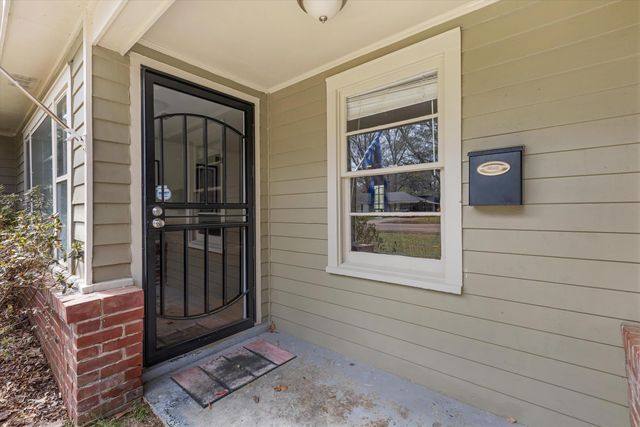 1181 S PERKINS RD, Memphis, TN 38117