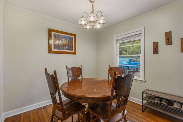 1181 S PERKINS RD, Memphis, TN 38117