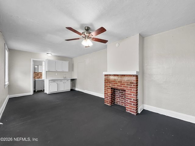 1645 W 17 Street, Jacksonville, FL 32209
