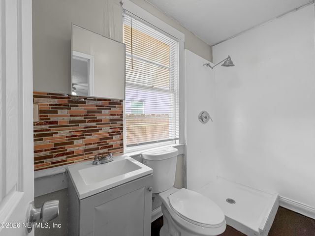 1645 W 17 Street, Jacksonville, FL 32209