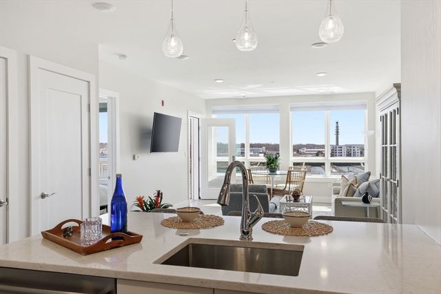 130 Broad Reach 406, Weymouth, MA 02091