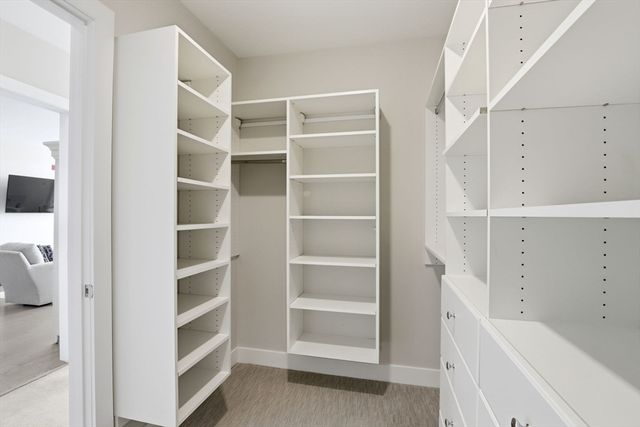 130 Broad Reach 406, Weymouth, MA 02091