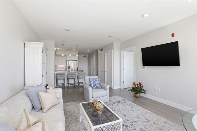 130 Broad Reach 406, Weymouth, MA 02091