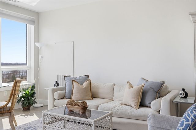 130 Broad Reach 406, Weymouth, MA 02091