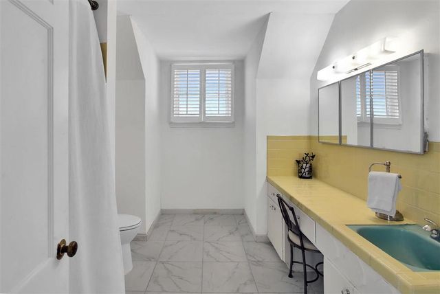 700 W LaGrange Street, Lake Charles, LA 70605