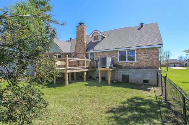 700 W LaGrange Street, Lake Charles, LA 70605