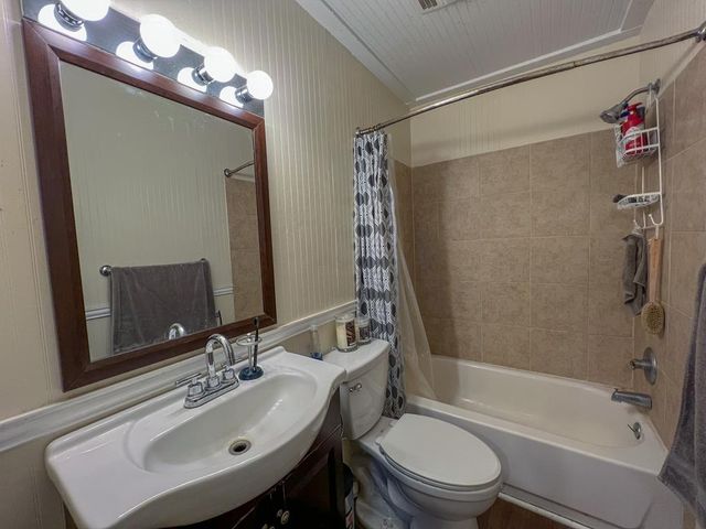 2500 W Hwy 90, Alpine, TX 79830