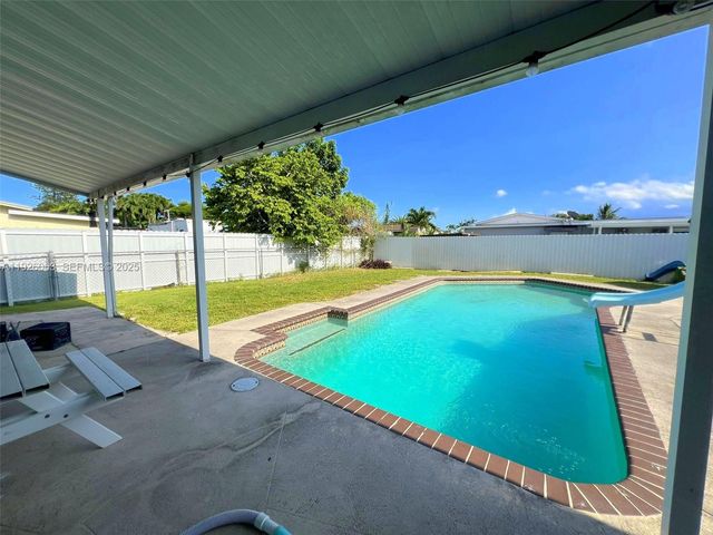 14850 SW 297th St, Homestead, FL 33033