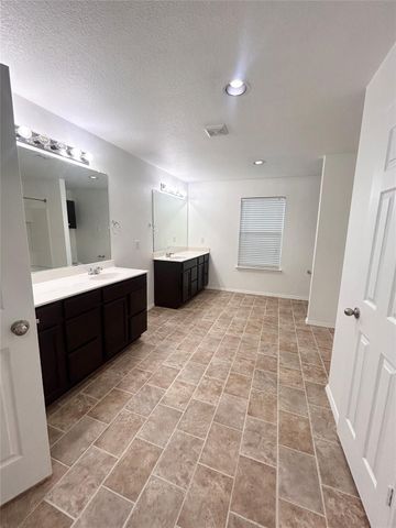 2221 Juarez Drive, Fort Worth, TX 76177