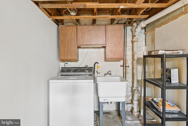 2169 FIRETHORN RD, Baltimore, MD 21220