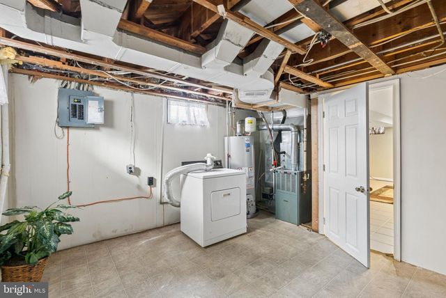 2169 FIRETHORN RD, Baltimore, MD 21220