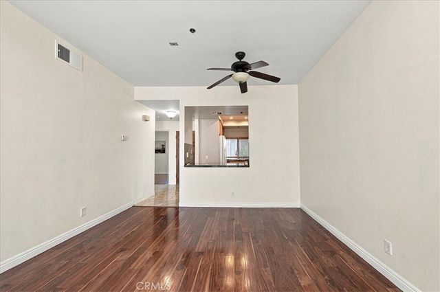 1310 E Orange Grove 102, Pasadena, CA 91104