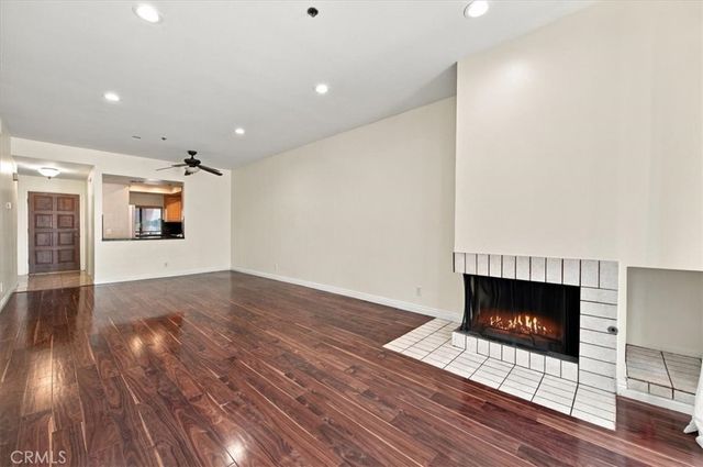 1310 E Orange Grove 102, Pasadena, CA 91104
