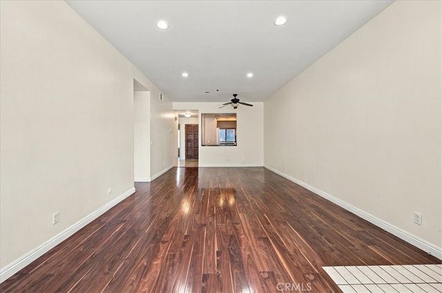 1310 E Orange Grove 102, Pasadena, CA 91104