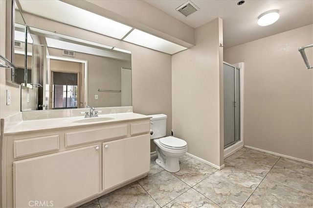 1310 E Orange Grove 102, Pasadena, CA 91104