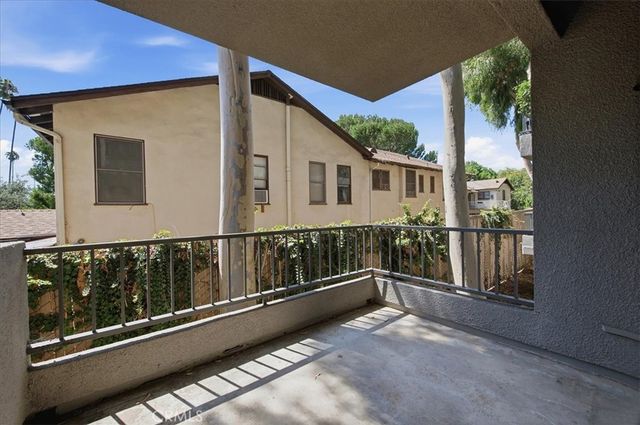 1310 E Orange Grove 102, Pasadena, CA 91104