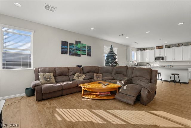 6789 Bristle Falls Street, Las Vegas, NV 89149