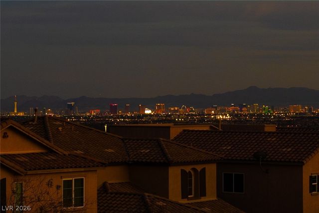 6789 Bristle Falls Street, Las Vegas, NV 89149