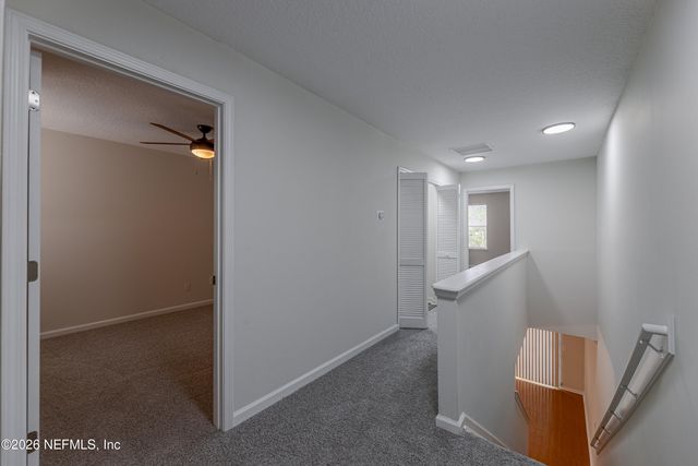2292 SUNSET BLUFF Drive, Jacksonville, FL 32216