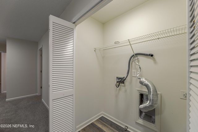 2292 SUNSET BLUFF Drive, Jacksonville, FL 32216