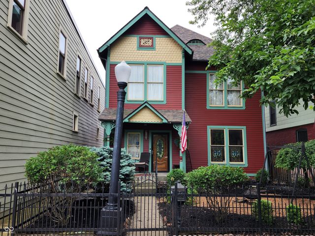239 E 11th Street, Indianapolis, IN 46202