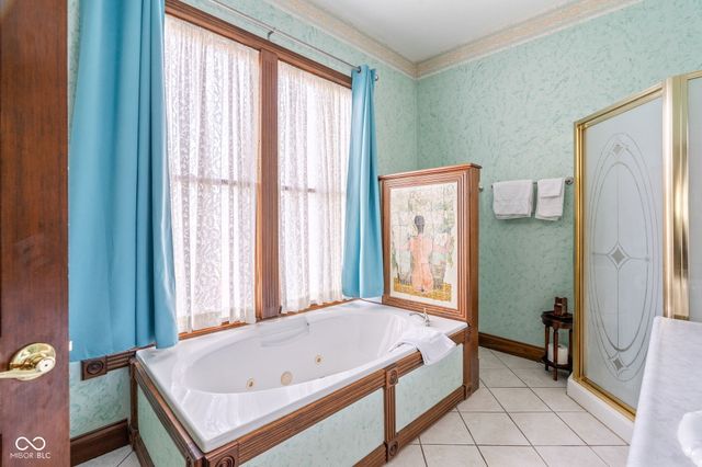 239 E 11th Street, Indianapolis, IN 46202