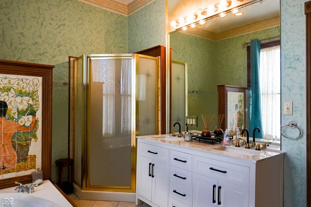 239 E 11th Street, Indianapolis, IN 46202