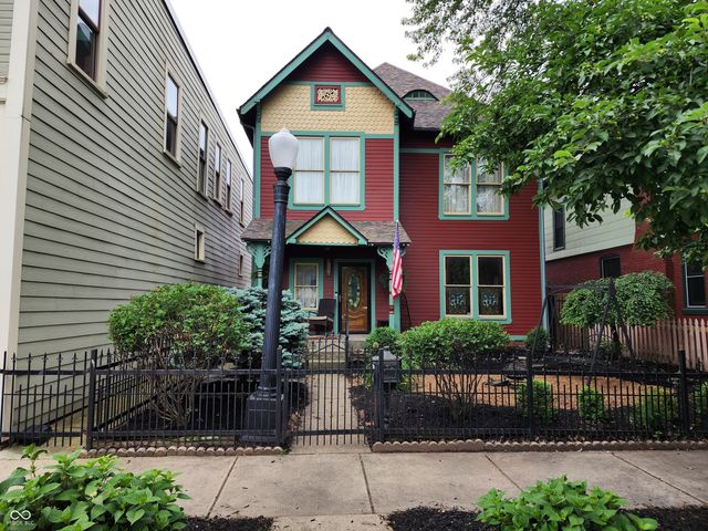 239 E 11th Street, Indianapolis, IN 46202