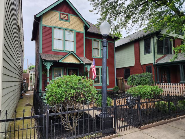 239 E 11th Street, Indianapolis, IN 46202