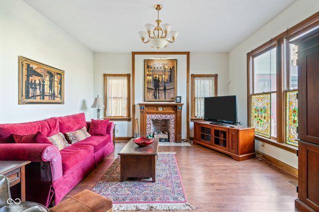 239 E 11th Street, Indianapolis, IN 46202