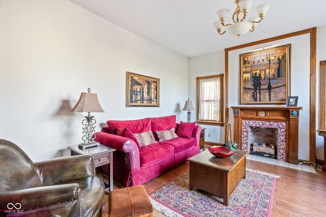 239 E 11th Street, Indianapolis, IN 46202