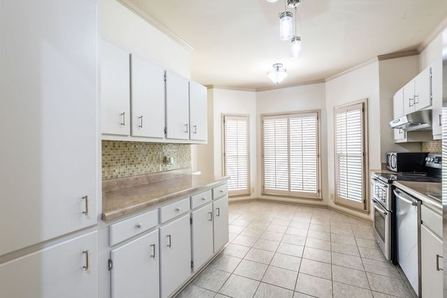 2113 River Chase Dr, Murfreesboro, TN 37128