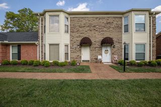 2113 River Chase Dr, Murfreesboro, TN 37128
