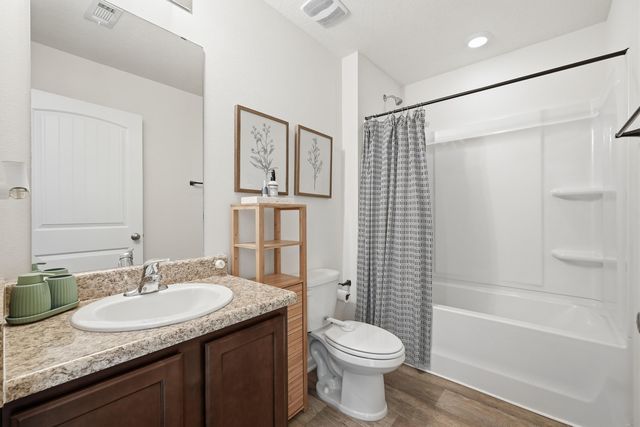 1056 Limpkin Street, Crestview, FL 32539