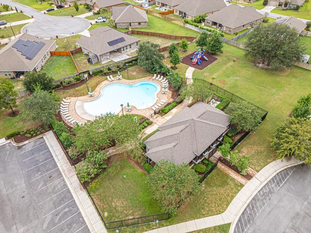 1056 Limpkin Street, Crestview, FL 32539