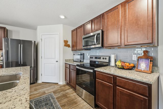 1056 Limpkin Street, Crestview, FL 32539