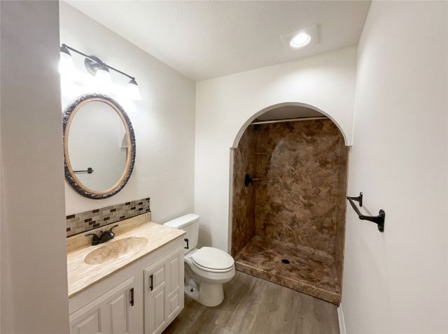 3070 Tres Logos Lane, Dallas, TX 75228