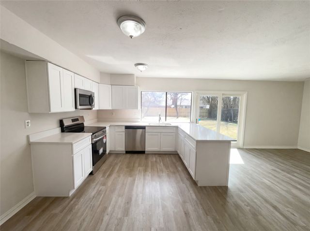 3070 Tres Logos Lane, Dallas, TX 75228