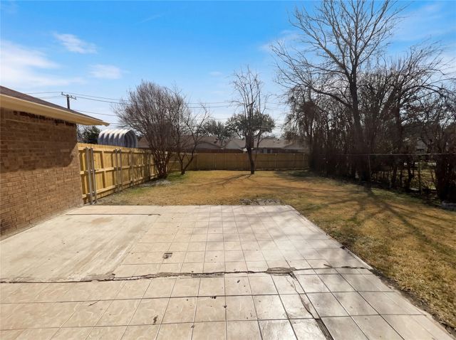 3070 Tres Logos Lane, Dallas, TX 75228