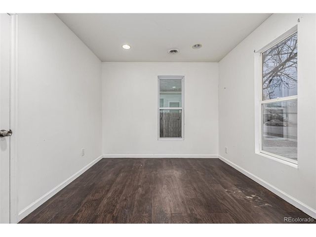 426 Lincoln St, Sterling, CO 80751