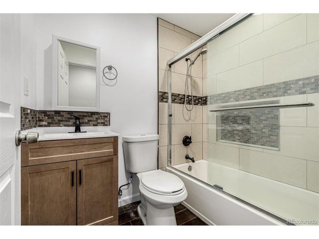 426 Lincoln St, Sterling, CO 80751