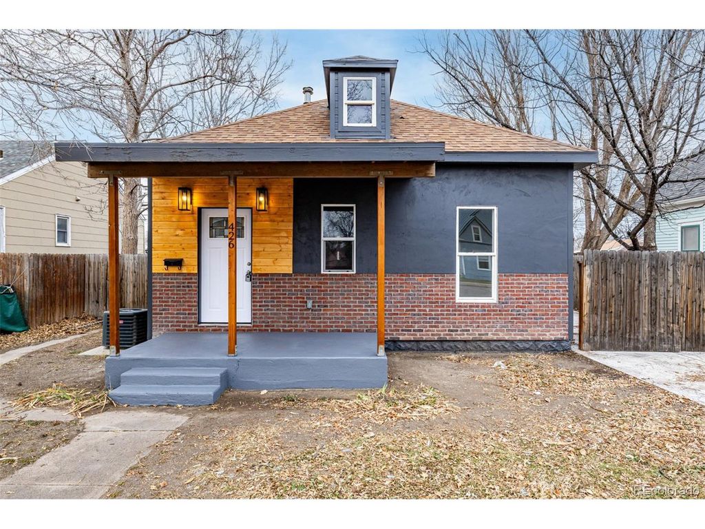 426 Lincoln St, Sterling, CO 80751