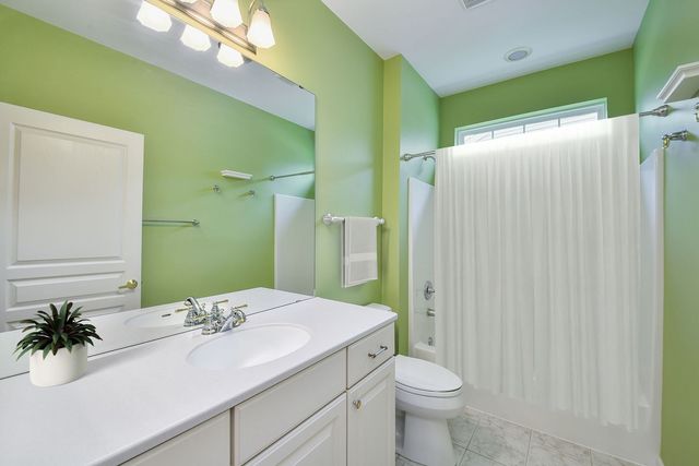 11665 Windsor Drive, Huntley, IL 60142