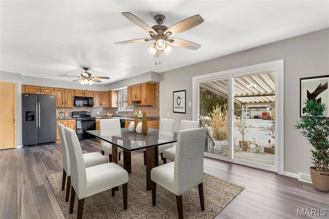 10 Hammes Drive, Florissant, MO 63031